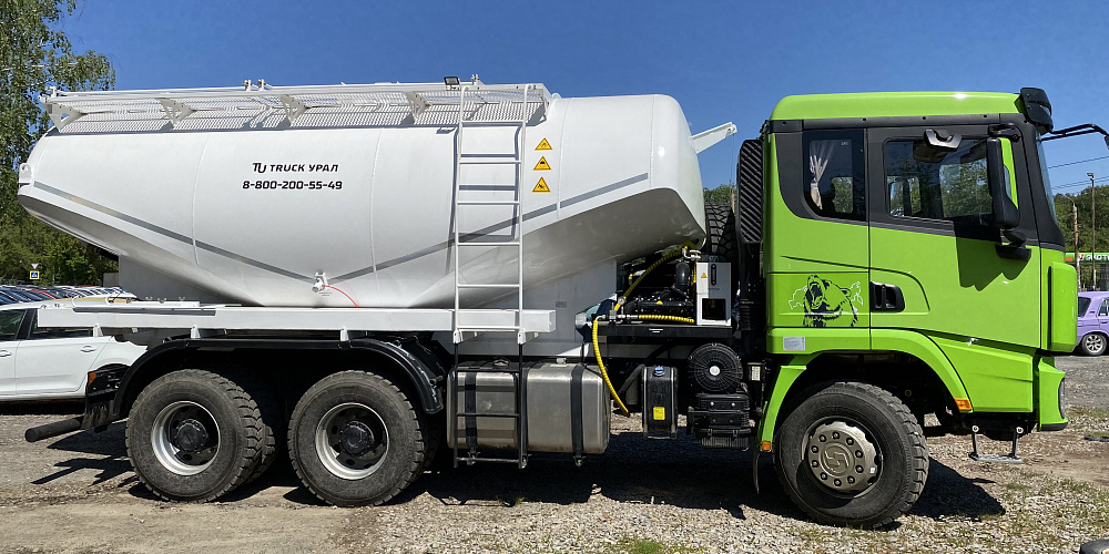 Новинка завода «TRUCK УРАЛ» - Автоцементовоз АЦВ-17Р1-06