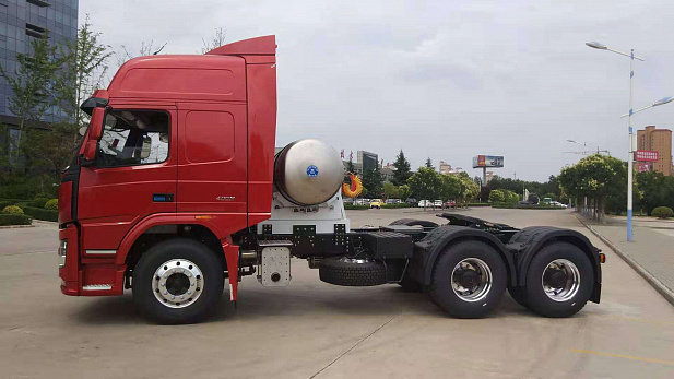 DAYUN CNG / СПГ 6×4